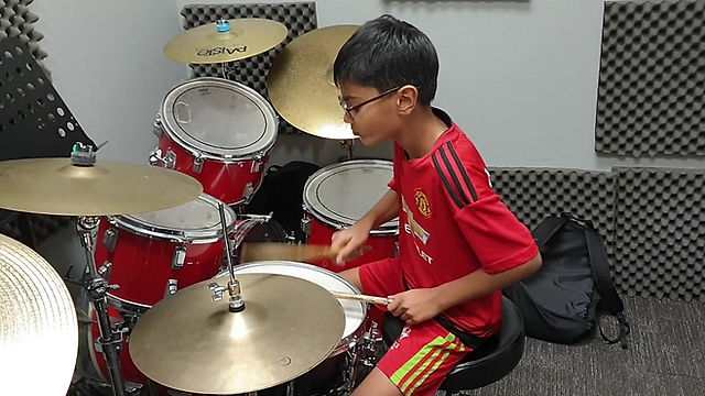 Hamza - Irresistible ( Fall Out Boy Drum Cover)